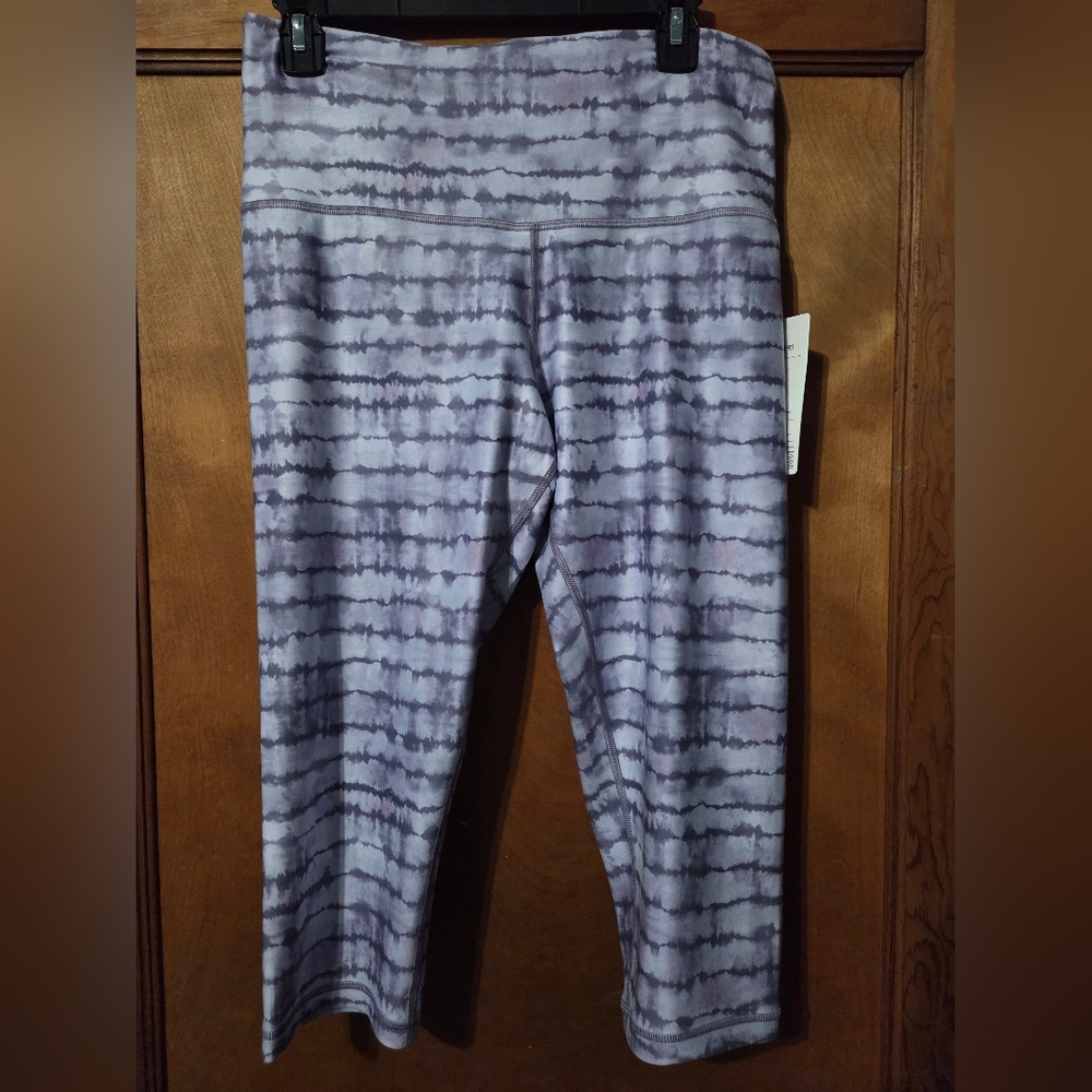 NWT Athleta Elation Printed Capri, 1X